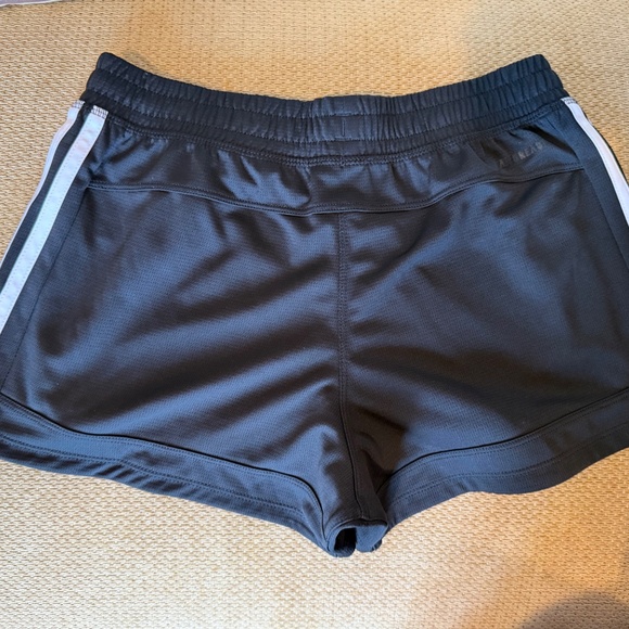 Adidas Pacer 3-Stripes Knit Shorts - Black / White XS - Like New - Picture 4 of 4